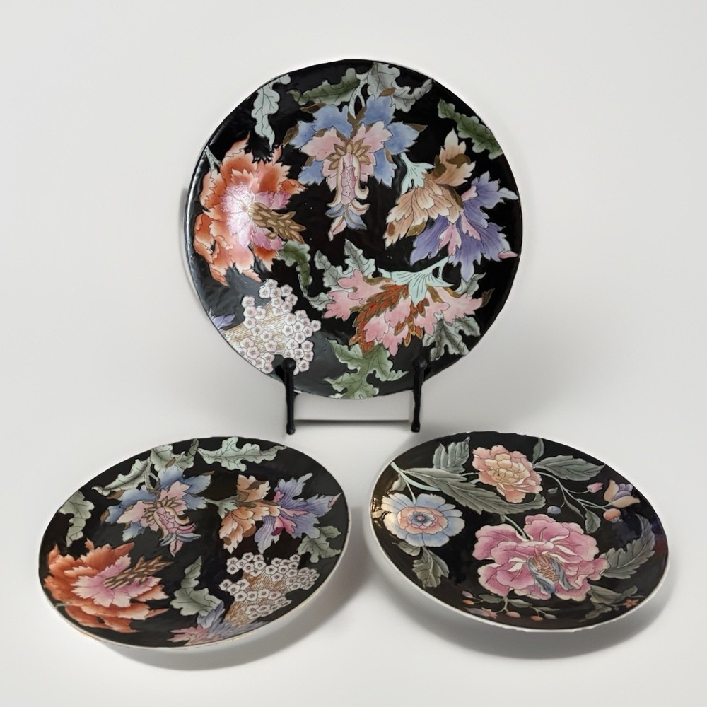19th Century Chinese Export Porcelain‎ Plates Set Of 3 Rare Colors Peonies Large